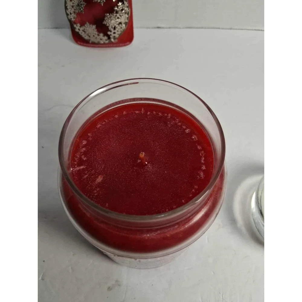 Yankee Candle Sparkling Cinnamon 22oz Jar Candle with Illuma-Lid Topper Seasonal